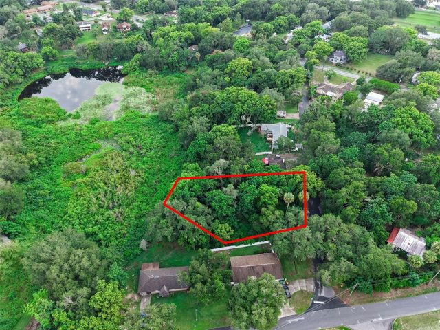 E FRUITLAND STREET, Fruitland Park, FL 34731