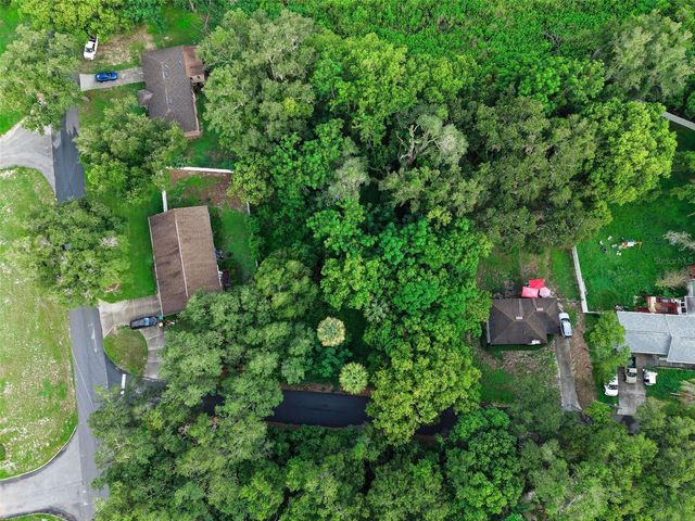 E FRUITLAND STREET, Fruitland Park, FL 34731