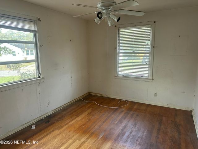 1320 PINEGROVE Court, Jacksonville, FL 32205