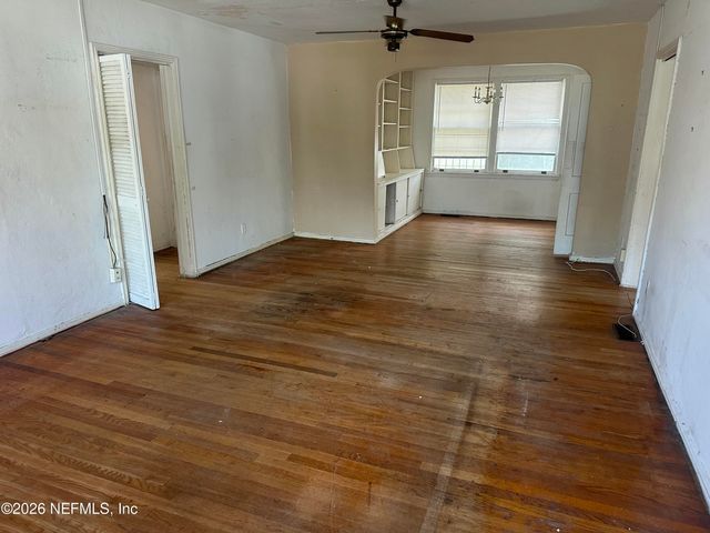 1320 PINEGROVE Court, Jacksonville, FL 32205