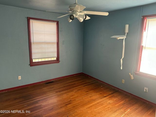 1320 PINEGROVE Court, Jacksonville, FL 32205