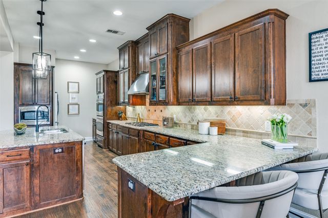 8025 Strathmill Drive, The Colony, TX 75056