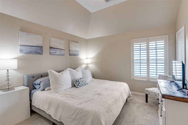 8025 Strathmill Drive, The Colony, TX 75056