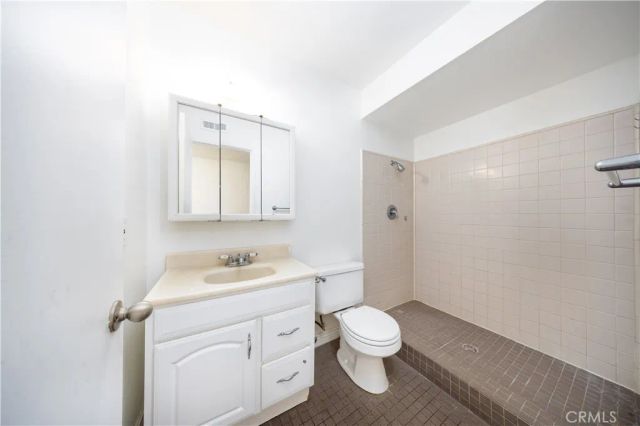 34 Elksford Avenue 3, Irvine, CA 92604