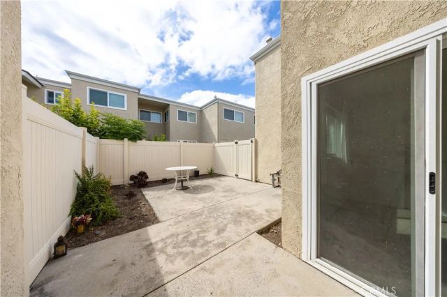 34 Elksford Avenue 3, Irvine, CA 92604