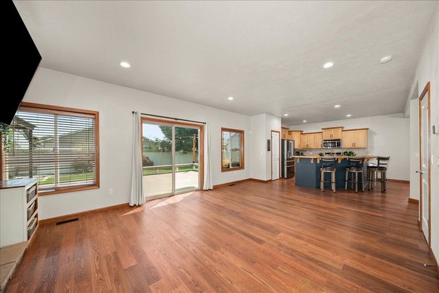 19217 E 7TH Ave, Spokane Valley, WA 99016