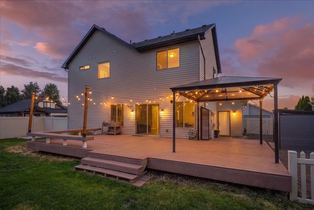 19217 E 7TH Ave, Spokane Valley, WA 99016