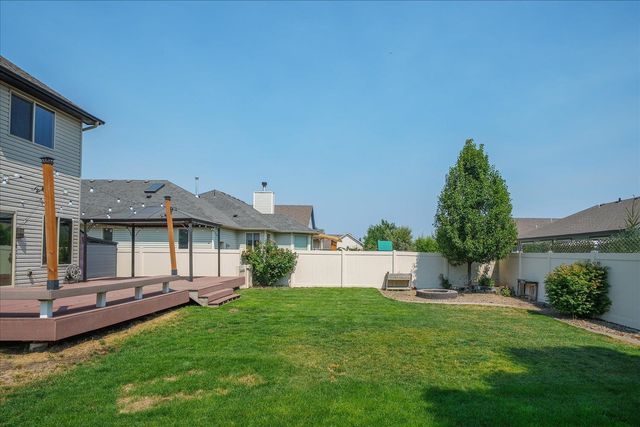 19217 E 7TH Ave, Spokane Valley, WA 99016