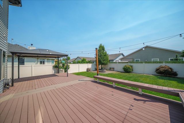19217 E 7TH Ave, Spokane Valley, WA 99016