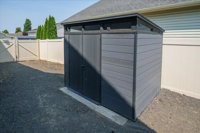 19217 E 7TH Ave, Spokane Valley, WA 99016