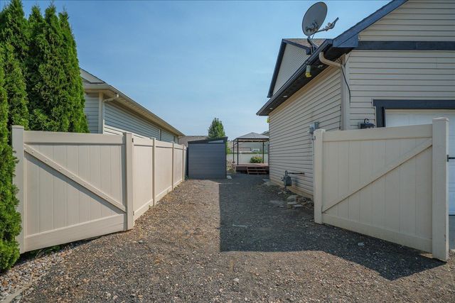 19217 E 7TH Ave, Spokane Valley, WA 99016