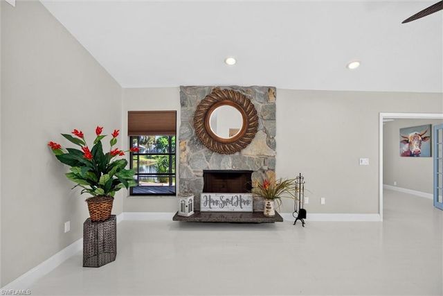 15853 Silverado CT, Fort Myers, FL 33908