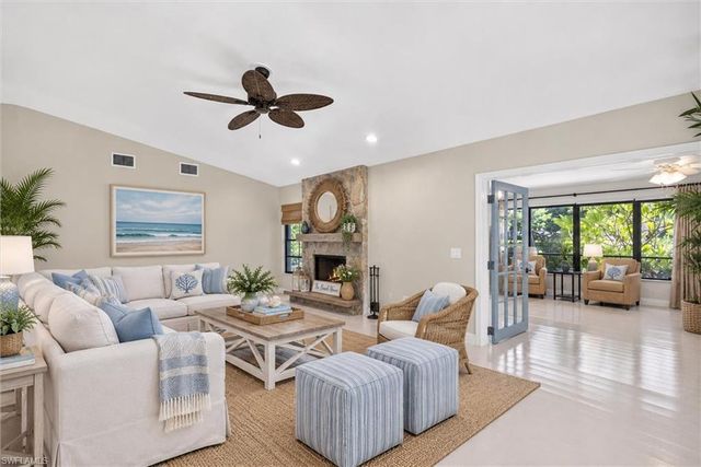 15853 Silverado CT, Fort Myers, FL 33908