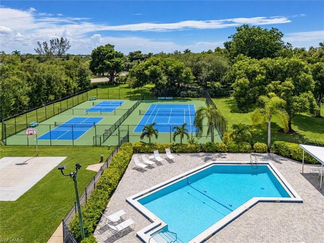 15853 Silverado CT, Fort Myers, FL 33908