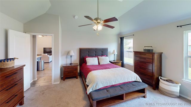 1423 E South Park Place, Broken Arrow, OK 74011