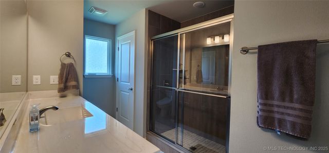 1423 E South Park Place, Broken Arrow, OK 74011