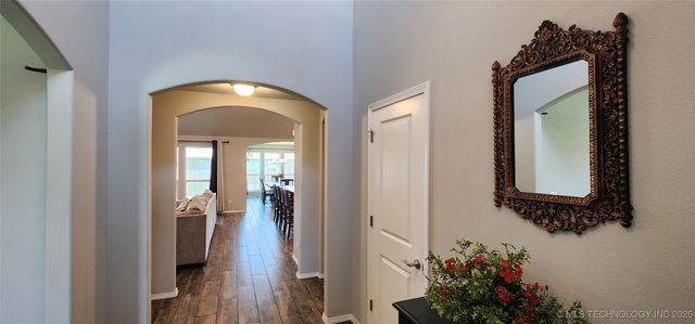 1423 E South Park Place, Broken Arrow, OK 74011