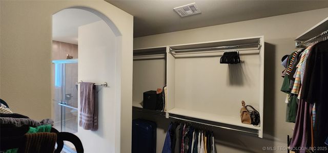 1423 E South Park Place, Broken Arrow, OK 74011