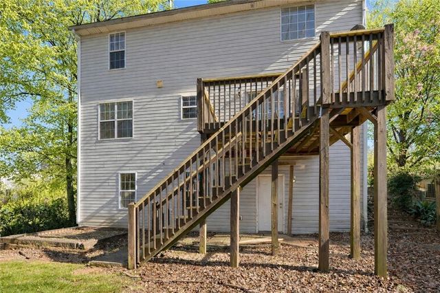 2064 Gwinn Drive, Norcross, GA 30071