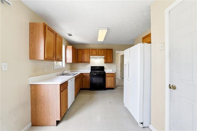 2064 Gwinn Drive, Norcross, GA 30071