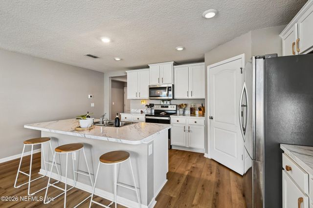 2195 WILLOW SPRINGS Drive, Green Cove Springs, FL 32043