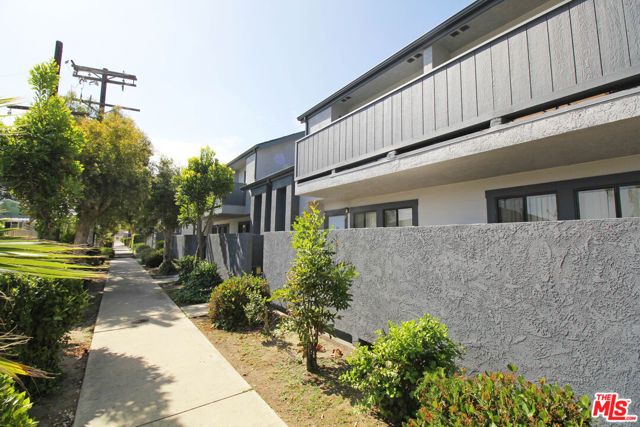 4180 Marlton Avenue 39, Los Angeles, CA 90008