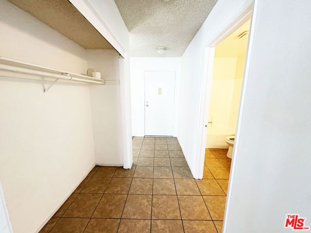 4180 Marlton Avenue 39, Los Angeles, CA 90008