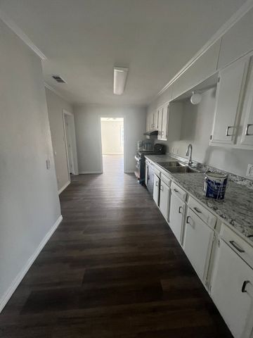 233 Hawthorne Street, Abilene, TX 79605