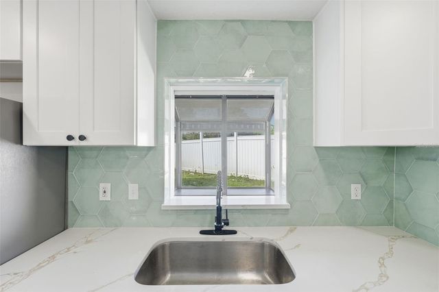 1611 CANAL COURT, Tavares, FL 32778