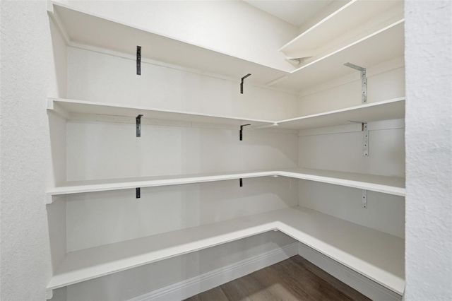 1611 CANAL COURT, Tavares, FL 32778