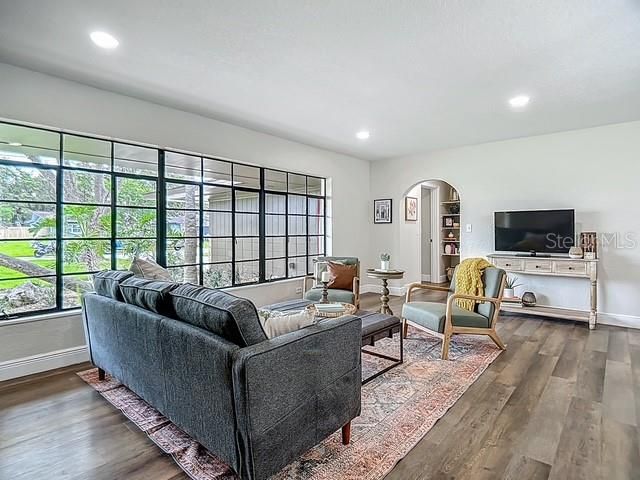 1611 CANAL COURT, Tavares, FL 32778