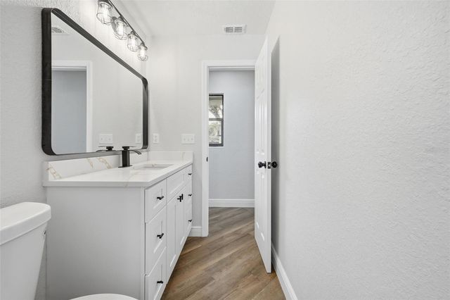 1611 CANAL COURT, Tavares, FL 32778