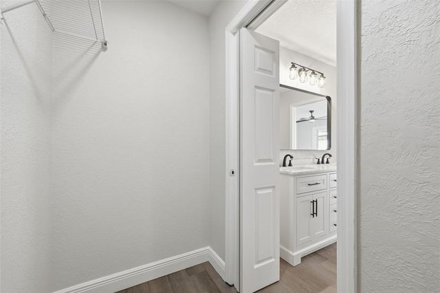 1611 CANAL COURT, Tavares, FL 32778