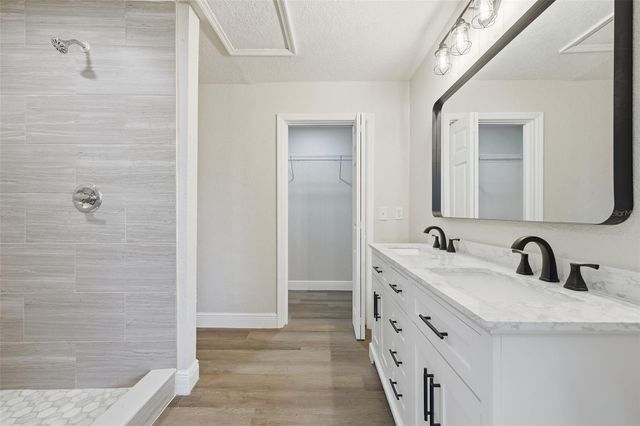 1611 CANAL COURT, Tavares, FL 32778