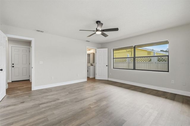 1611 CANAL COURT, Tavares, FL 32778