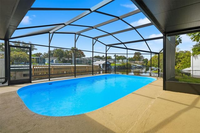 1611 CANAL COURT, Tavares, FL 32778