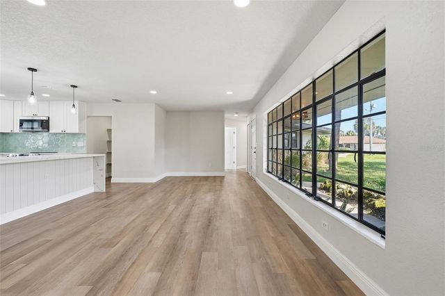 1611 CANAL COURT, Tavares, FL 32778