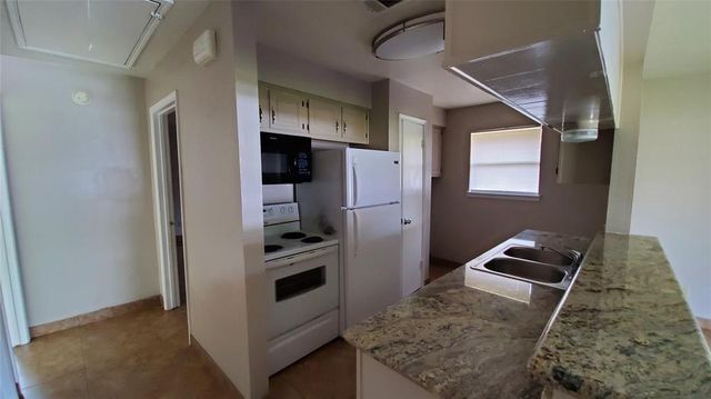 6358 Crestside Drive, Pasadena, TX 77505