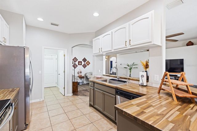 3406 GROVE BLOSSOM LANE, Plant City, FL 33567
