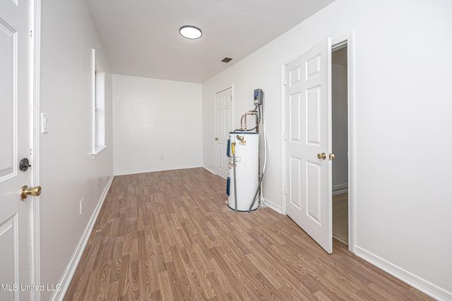 802 School Avenue, Pascagoula, MS 39567