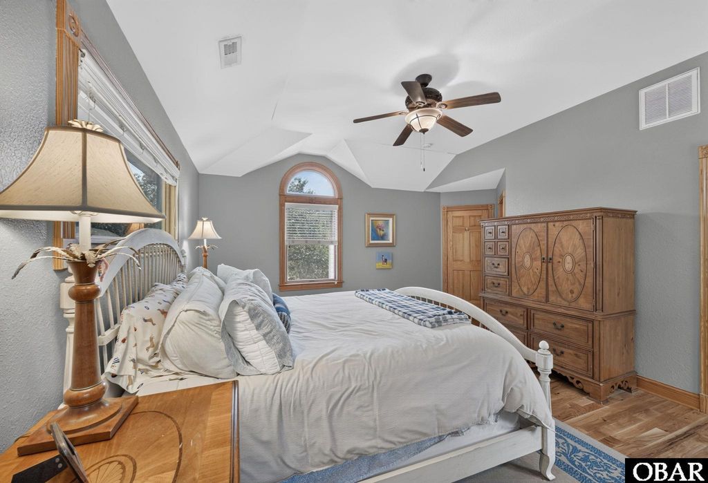 Image 42 of property listing at 87 Spindrift Trail, Southern Shores, NC 27949