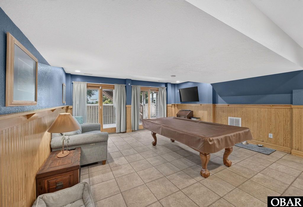 Image 45 of property listing at 87 Spindrift Trail, Southern Shores, NC 27949