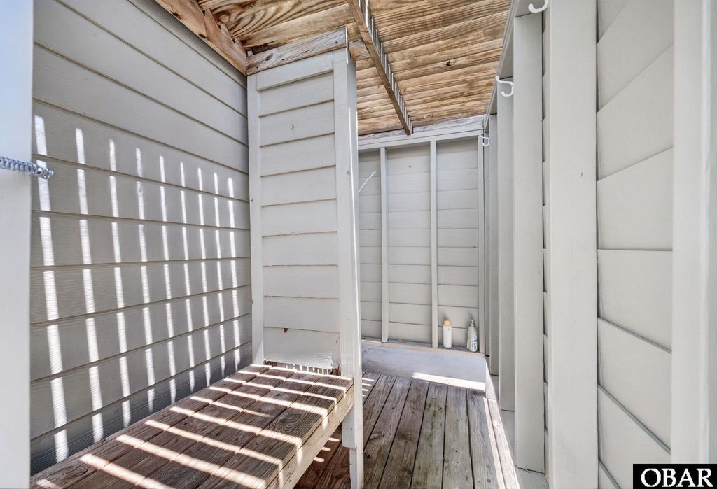 Image 50 of property listing at 87 Spindrift Trail, Southern Shores, NC 27949