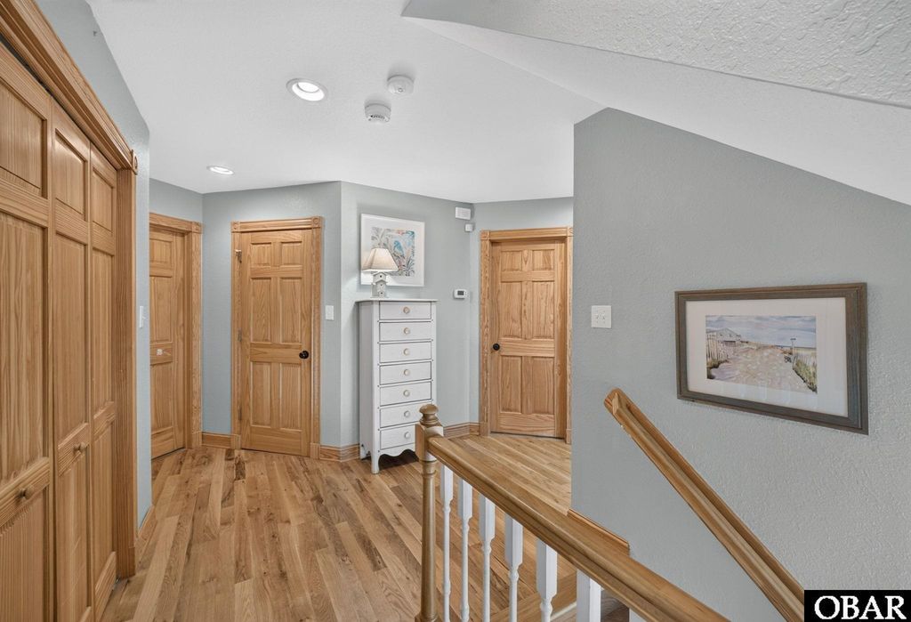 Image 61 of property listing at 87 Spindrift Trail, Southern Shores, NC 27949