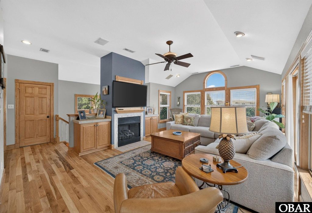 Image 69 of property listing at 87 Spindrift Trail, Southern Shores, NC 27949