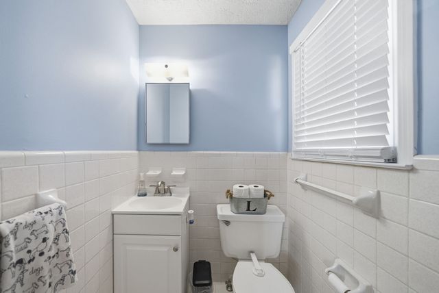 2403 Ashland City Rd, Clarksville, TN 37043