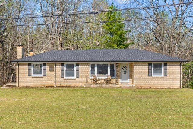 2403 Ashland City Rd, Clarksville, TN 37043