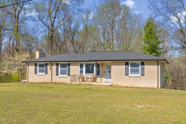 2403 Ashland City Rd, Clarksville, TN 37043