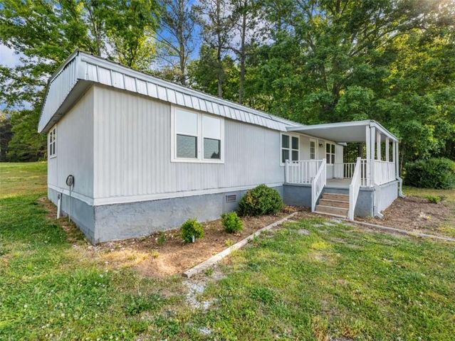 8490 Belton Bridge Road, Lula, GA 30554