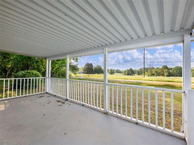 8490 Belton Bridge Road, Lula, GA 30554